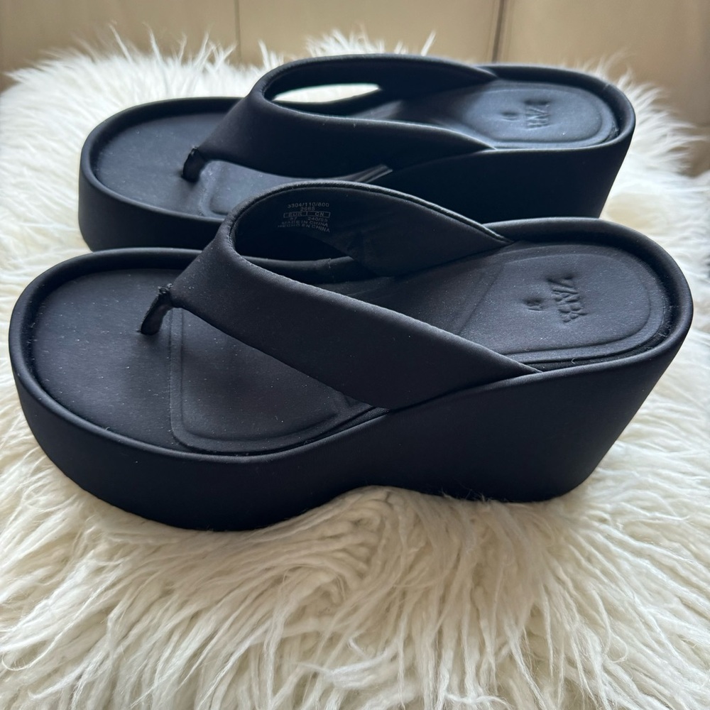 ZARA Platform Flip Flops sandals women • size 37 (6.5)